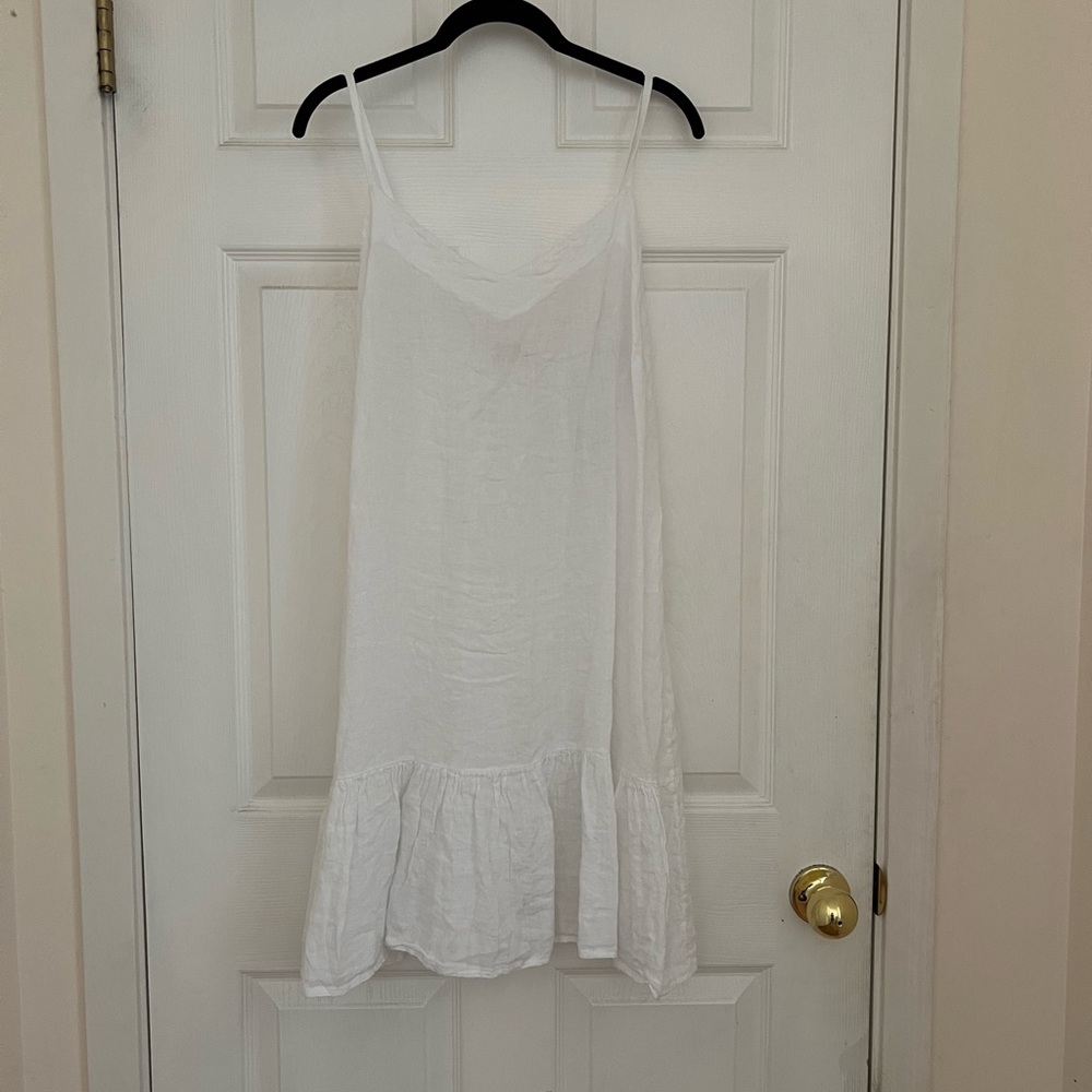 White Sleeveless Linen Mini Dress with Ruffle Hem